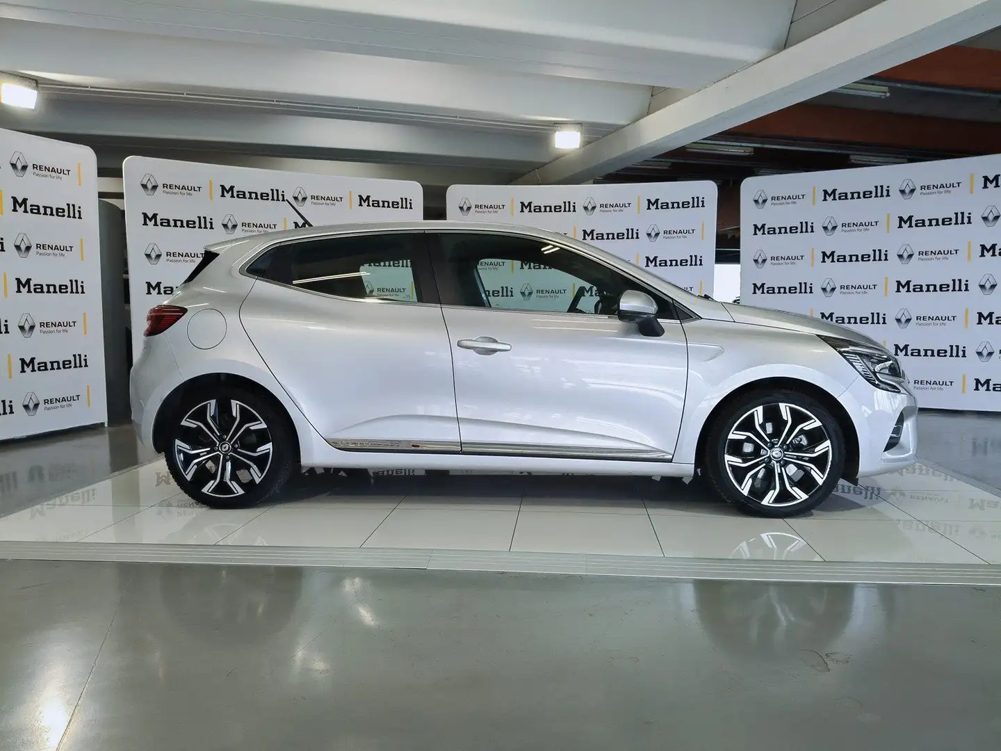 Renault Clio Intens 1.6 E-Tech hybrid 140cv auto rif.GH910 Grigio - 2