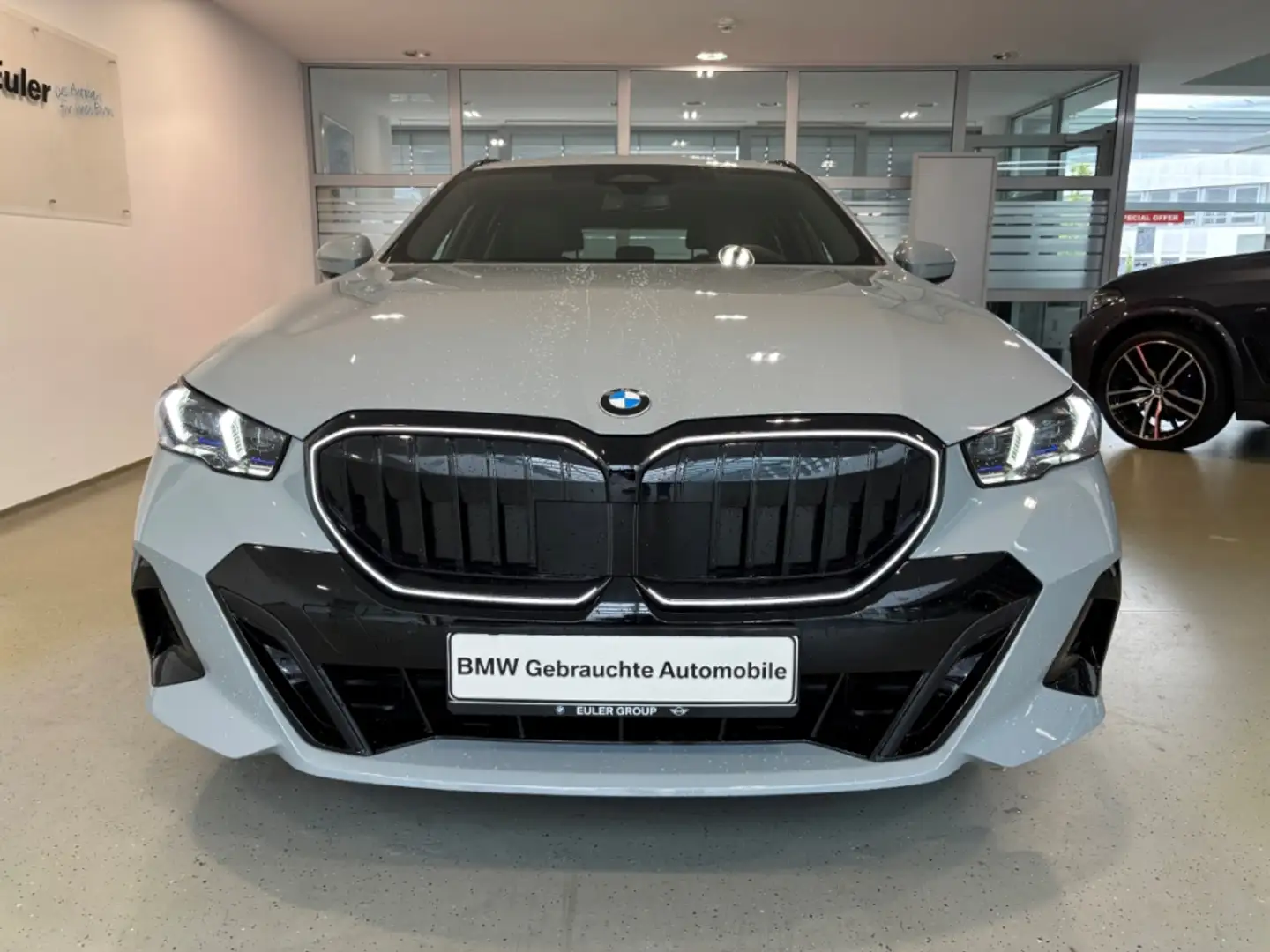 BMW 520 i M-Sport PRO Sommer19'' AHK ICONIC AdLED H/K Park Gris - 2