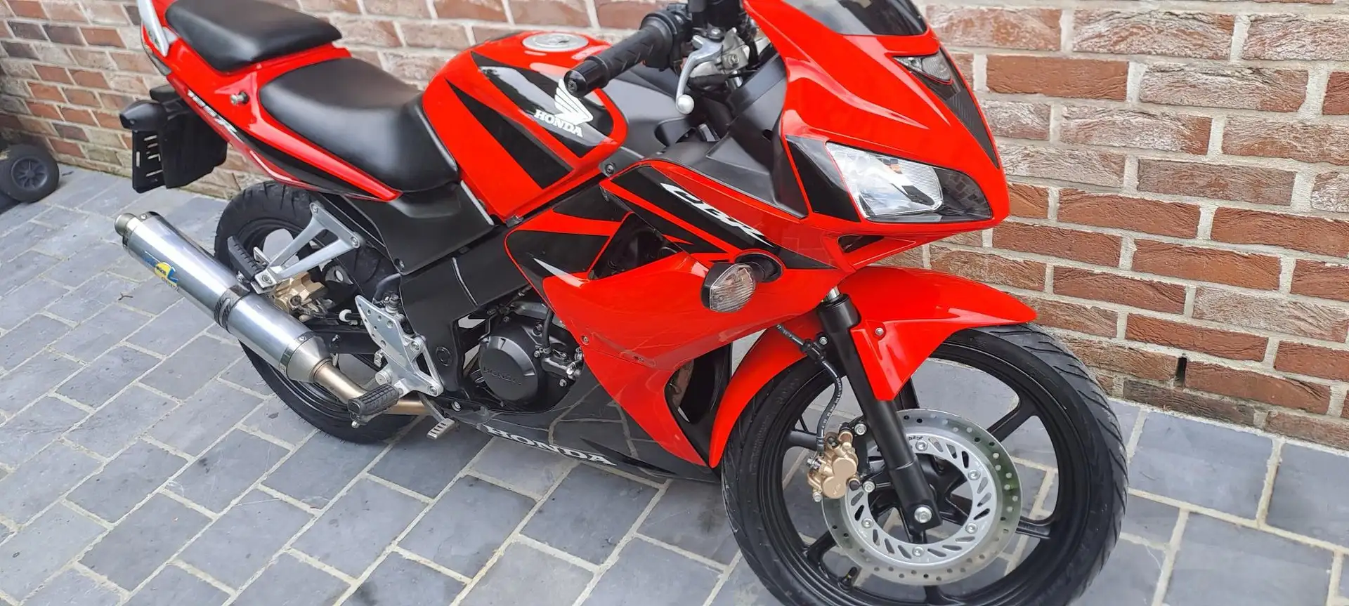 Honda CBR 125 cbr 125 r Roşu - 1