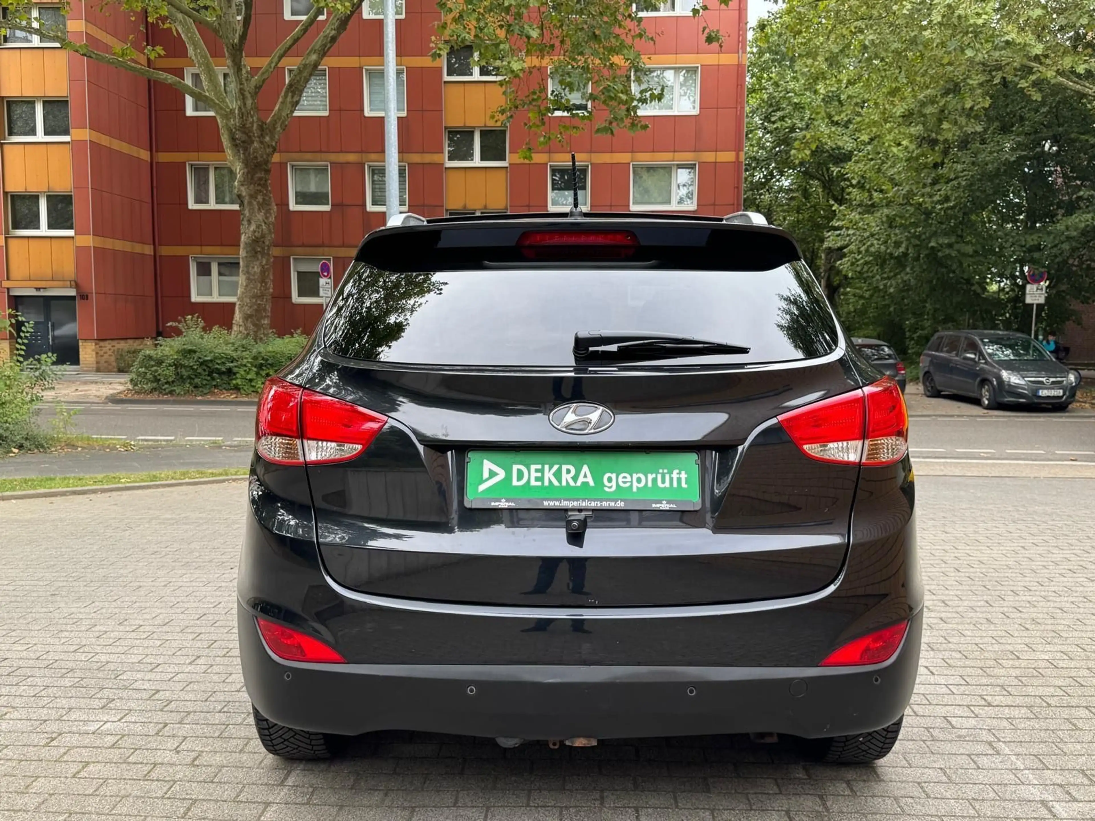 Hyundai iX35 Style/PANORAMADACH/4XSITZHEIZUNG/LEDER/GEPF — photo 6