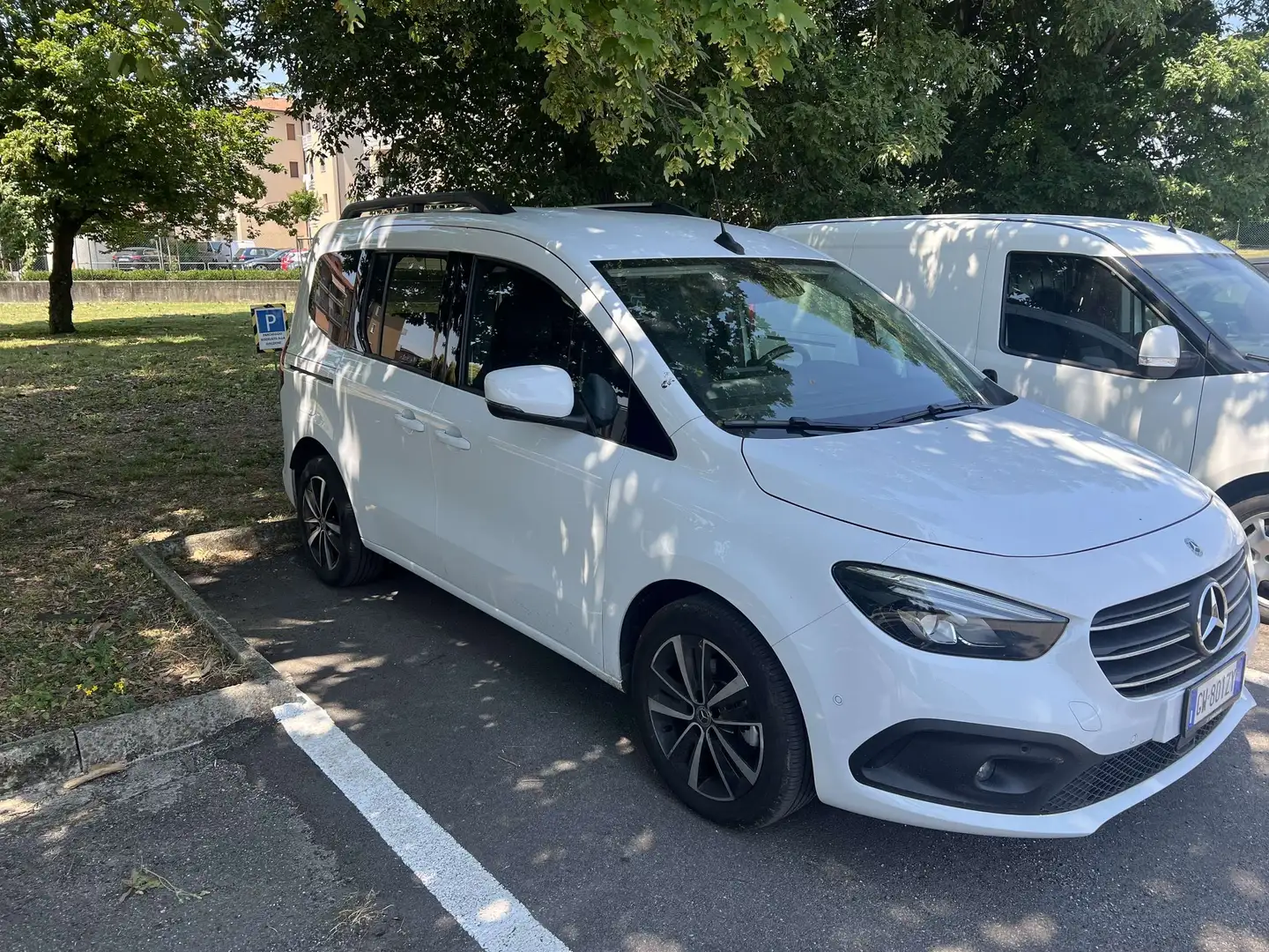 Mercedes-Benz T-Class Long 180d Premium auto - 1