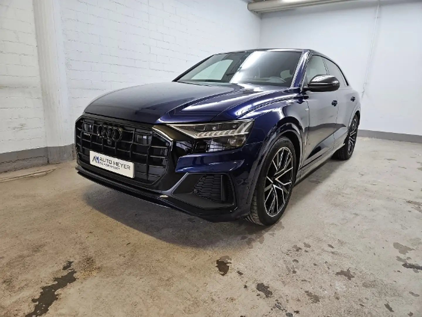 Audi Q8 quattro 50TDI S Line Competition plus HUD AHK Pan Blau - 2
