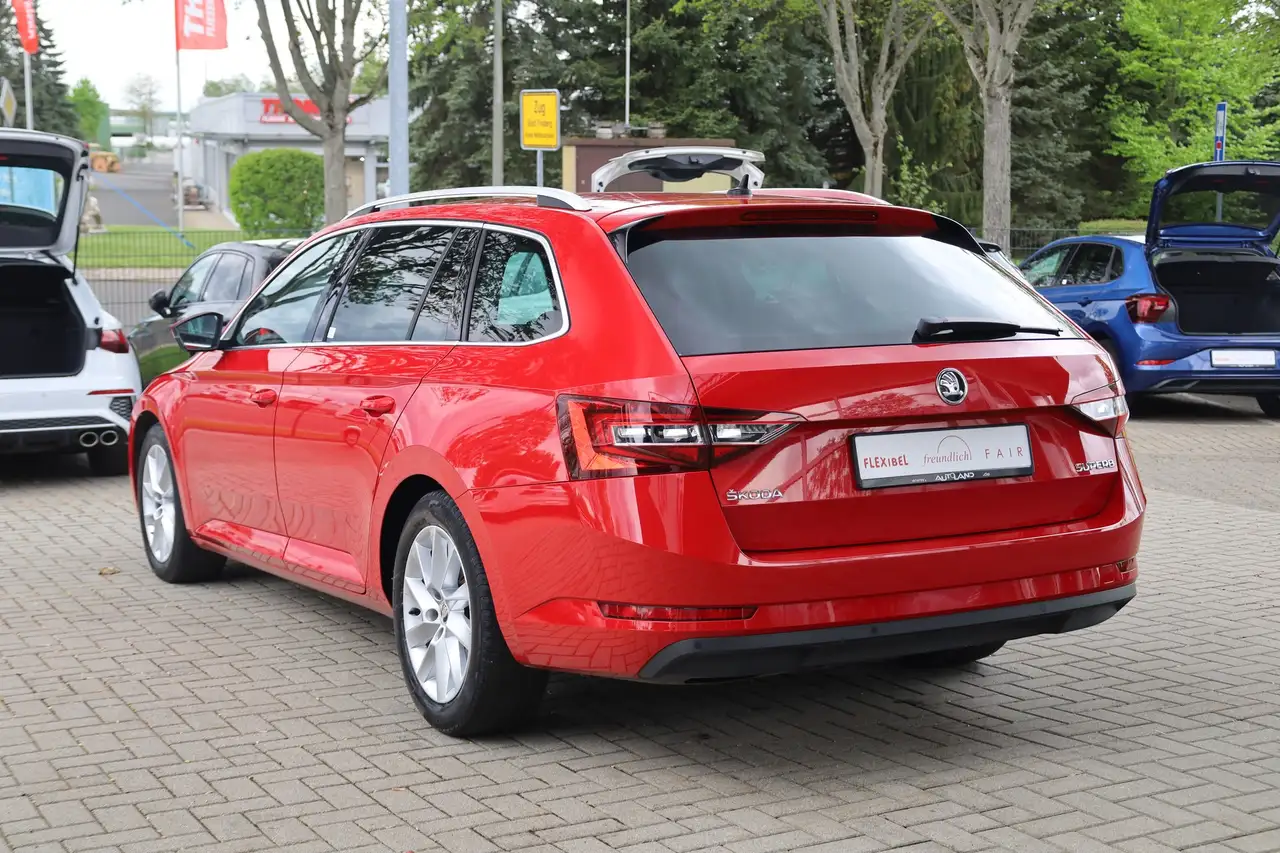 Skoda Superb Combi 2.0 TDI Navi Tempomat Memory DAB, миниатюра 2