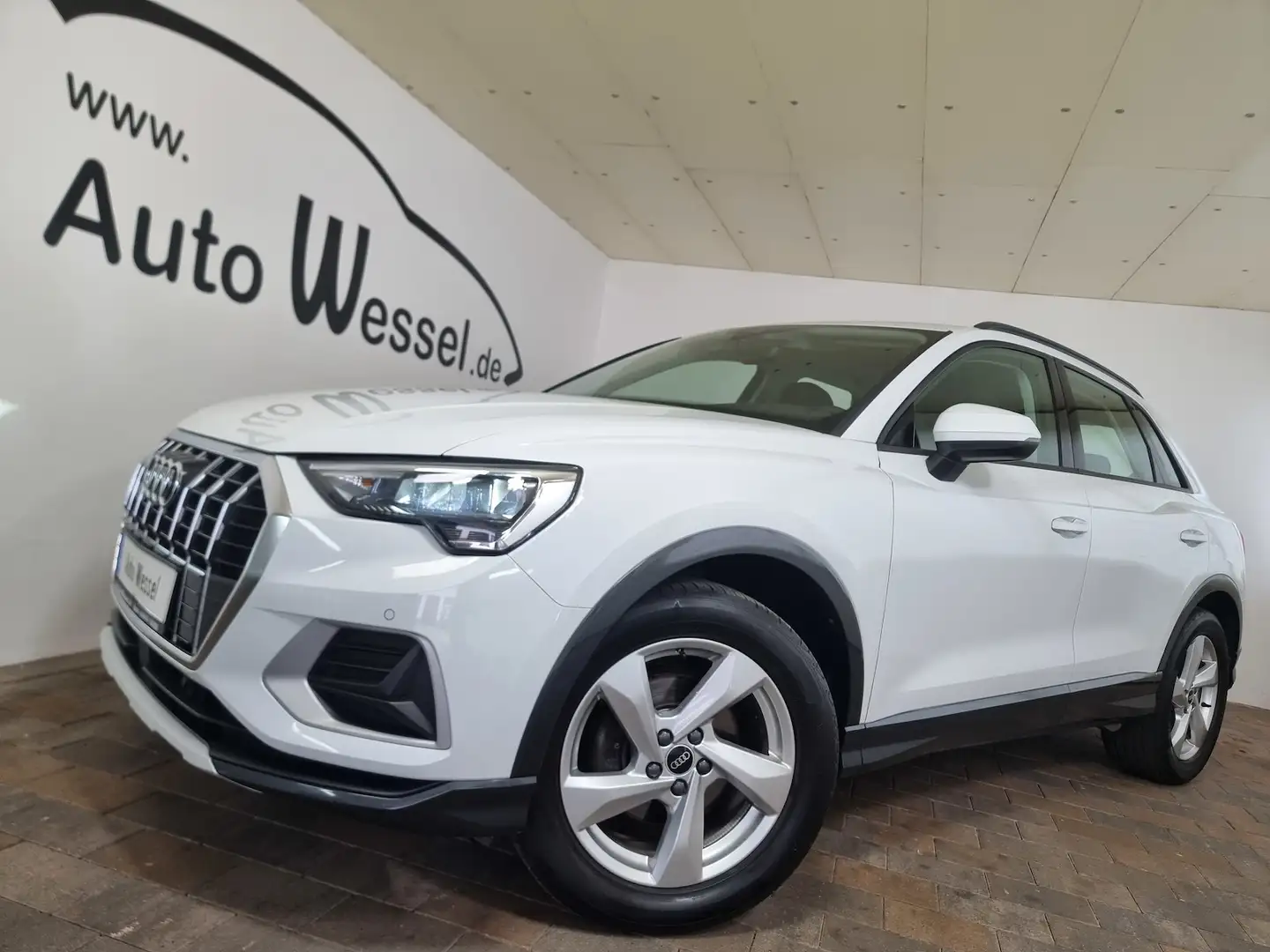 Audi Q3 35 TDI Advanced Prestige LED ACC APP schw.AHK Weiß - 1