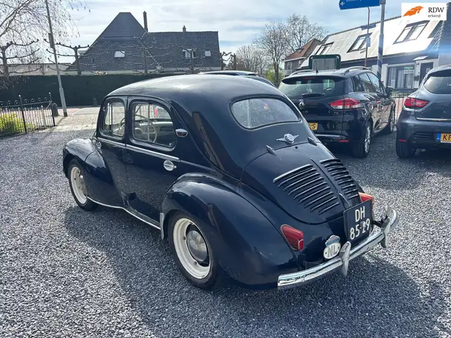 Renault R 4 CV 1956