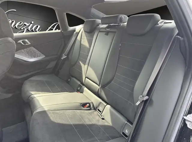 BMW 2 Series view 7
