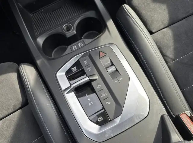 BMW 2 Series view 9