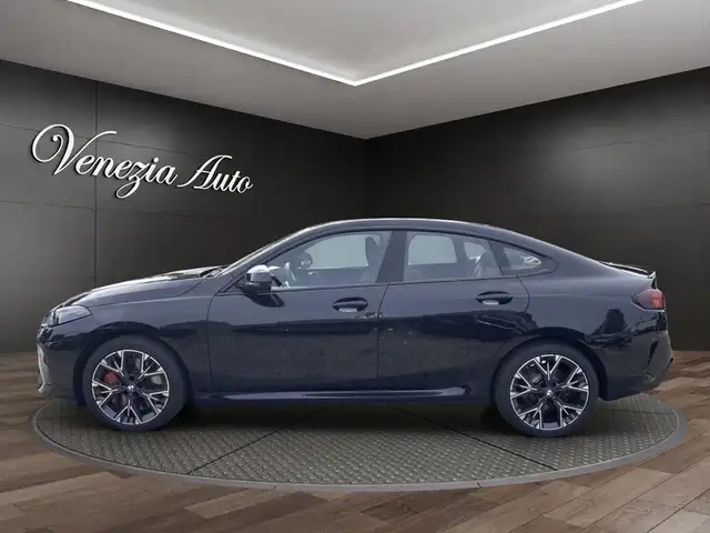 BMW 2 Series view 2