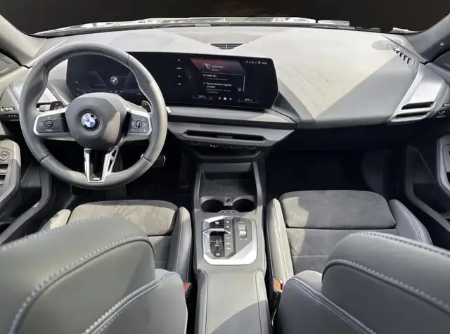 BMW 2 Series view 6