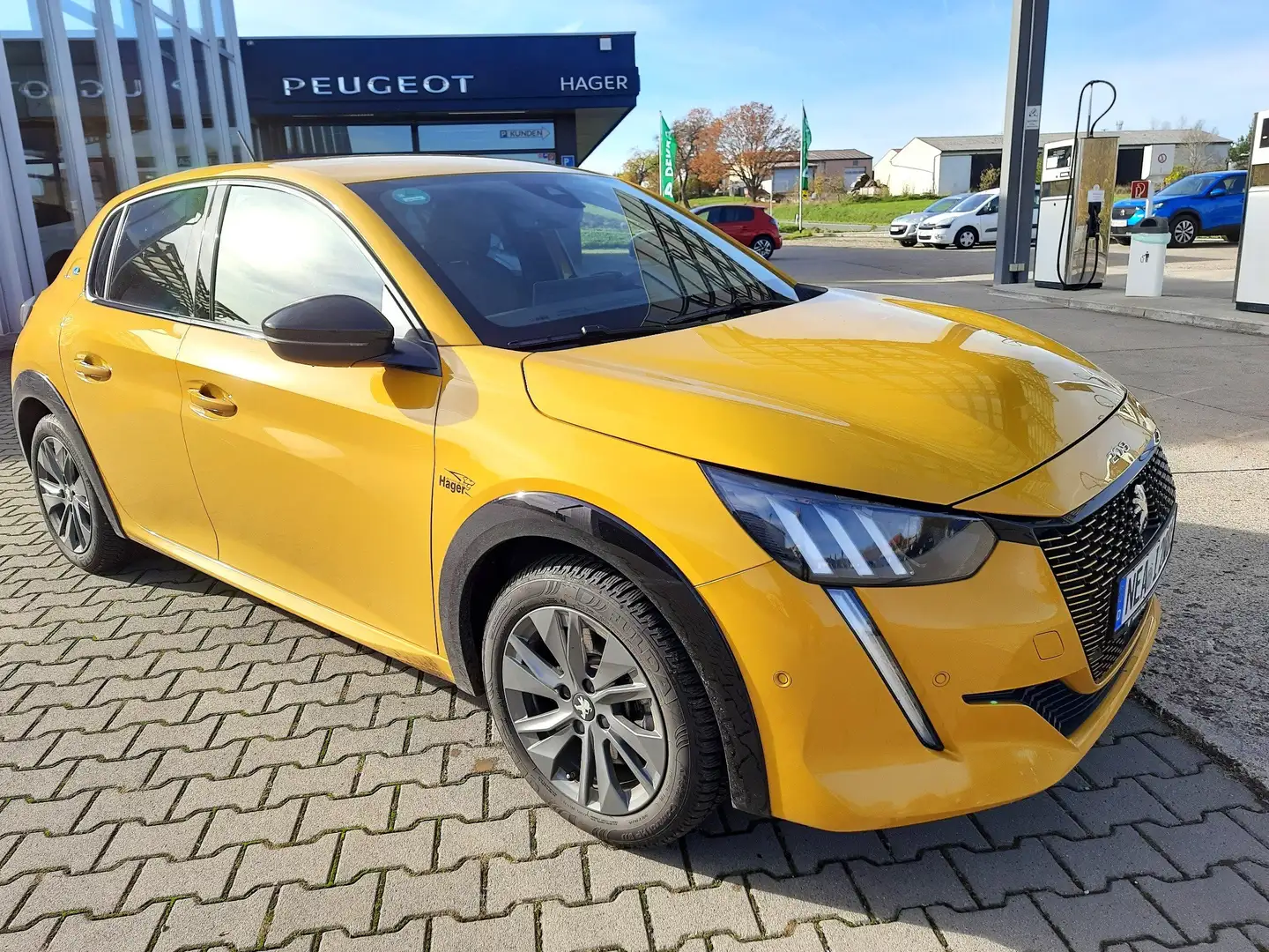 Peugeot 208 e GT Sitzheizg Digitalcockpit EPH v+h/Kamera Navi Jaune - 1