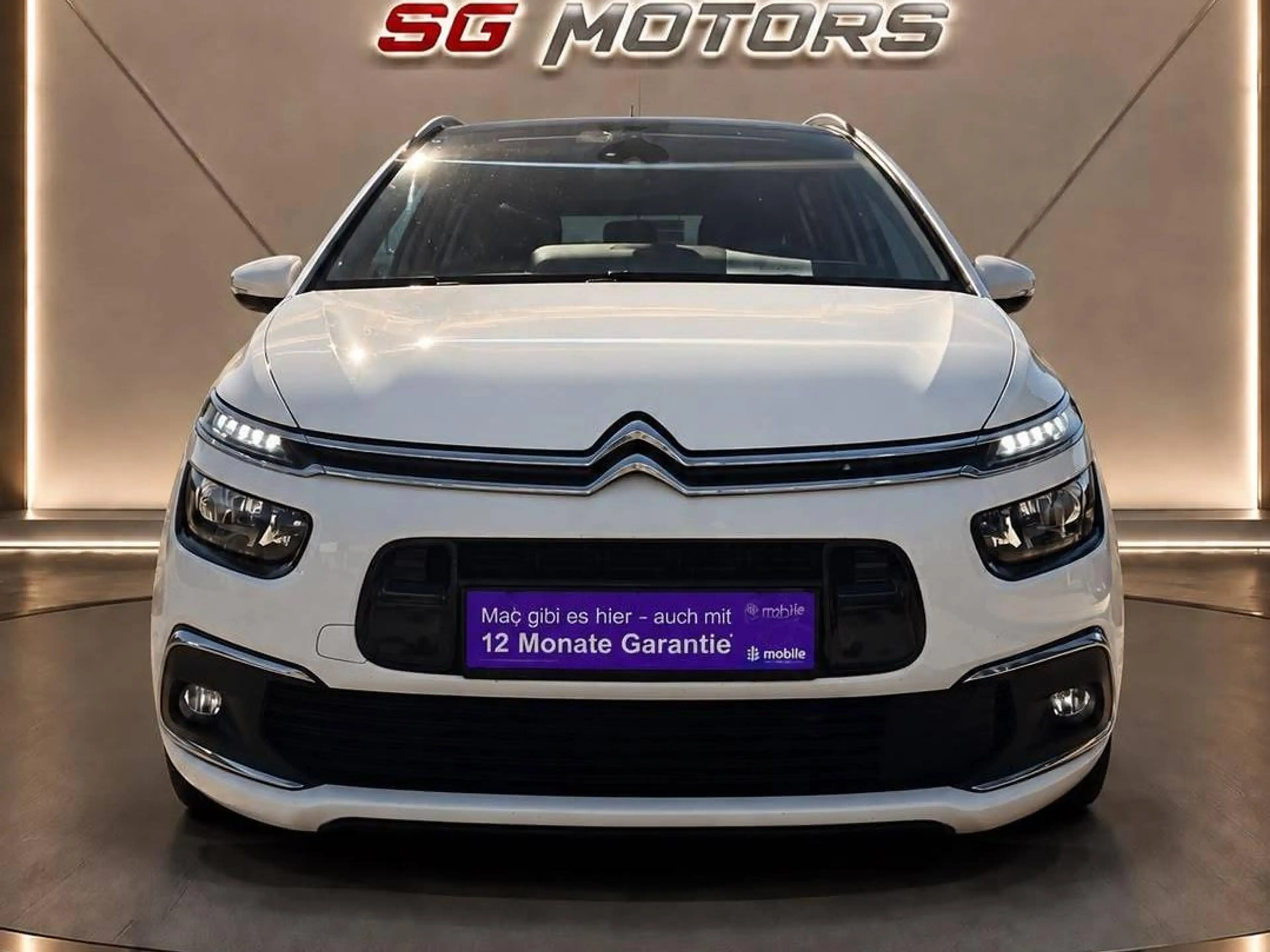 Citroen Grand C4 Picasso — photo 7
