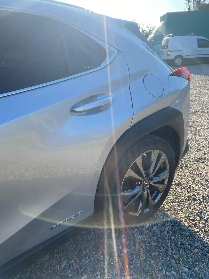 Lexus UX 200 UX 2019 250h 2.0 F-Sport 2wd cvt my20 Argento - 2