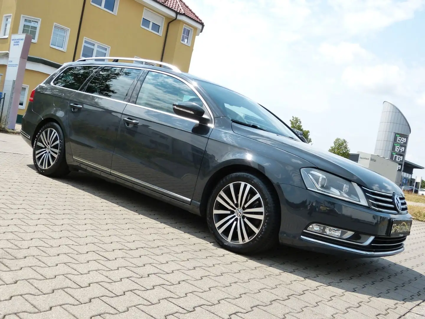 Volkswagen Passat Variant Passat 2.0 TDI Highline DSG 4Motion *Xenon*Navi* Grey - 2
