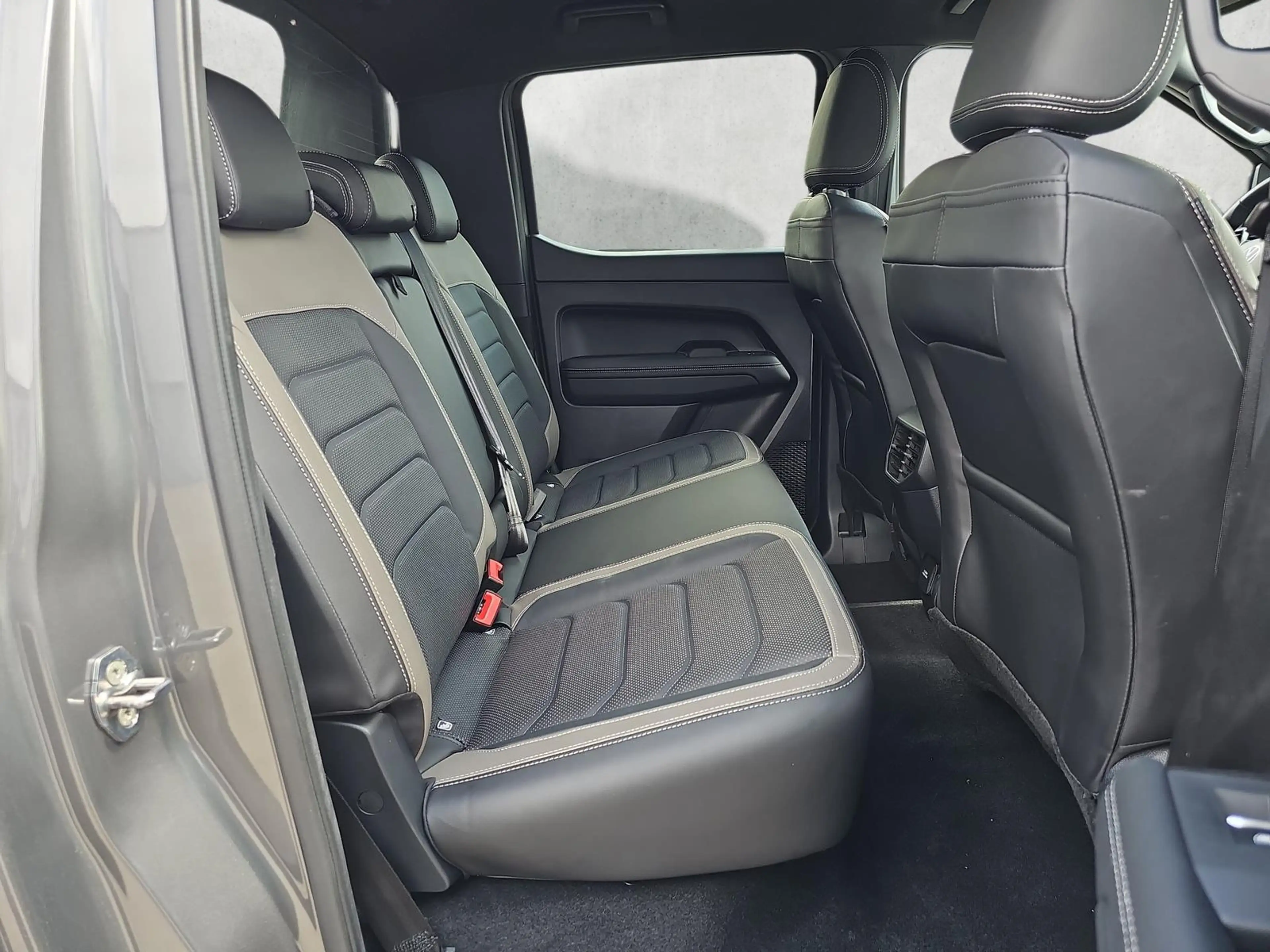 Volkswagen Amarok 3.0 TDI 177 kW Aventura Doppelkabine 4Motion Do... — photo 13
