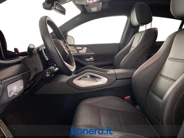 Mercedes-Benz 450 view 11
