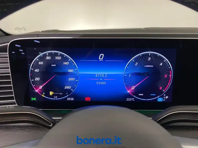 Mercedes-Benz 450 view 14