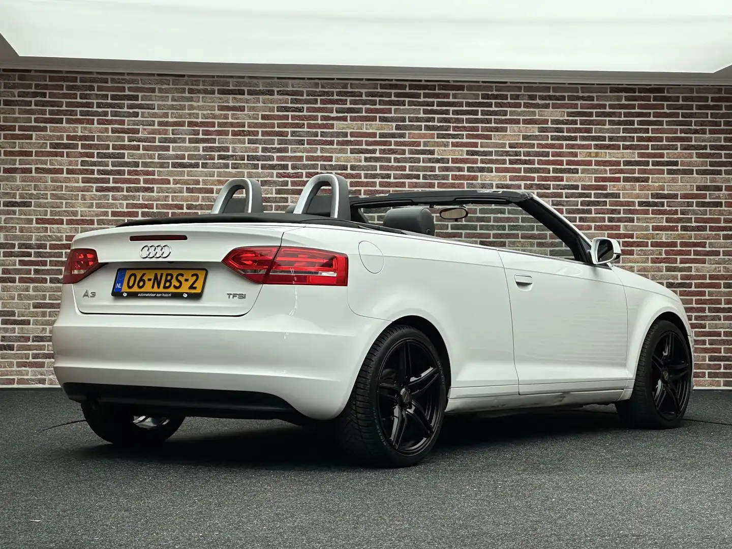 Audi A3 Cabriolet 1.2 TFSI S-line Youngtimer CarPlay Navig Blanc - 2
