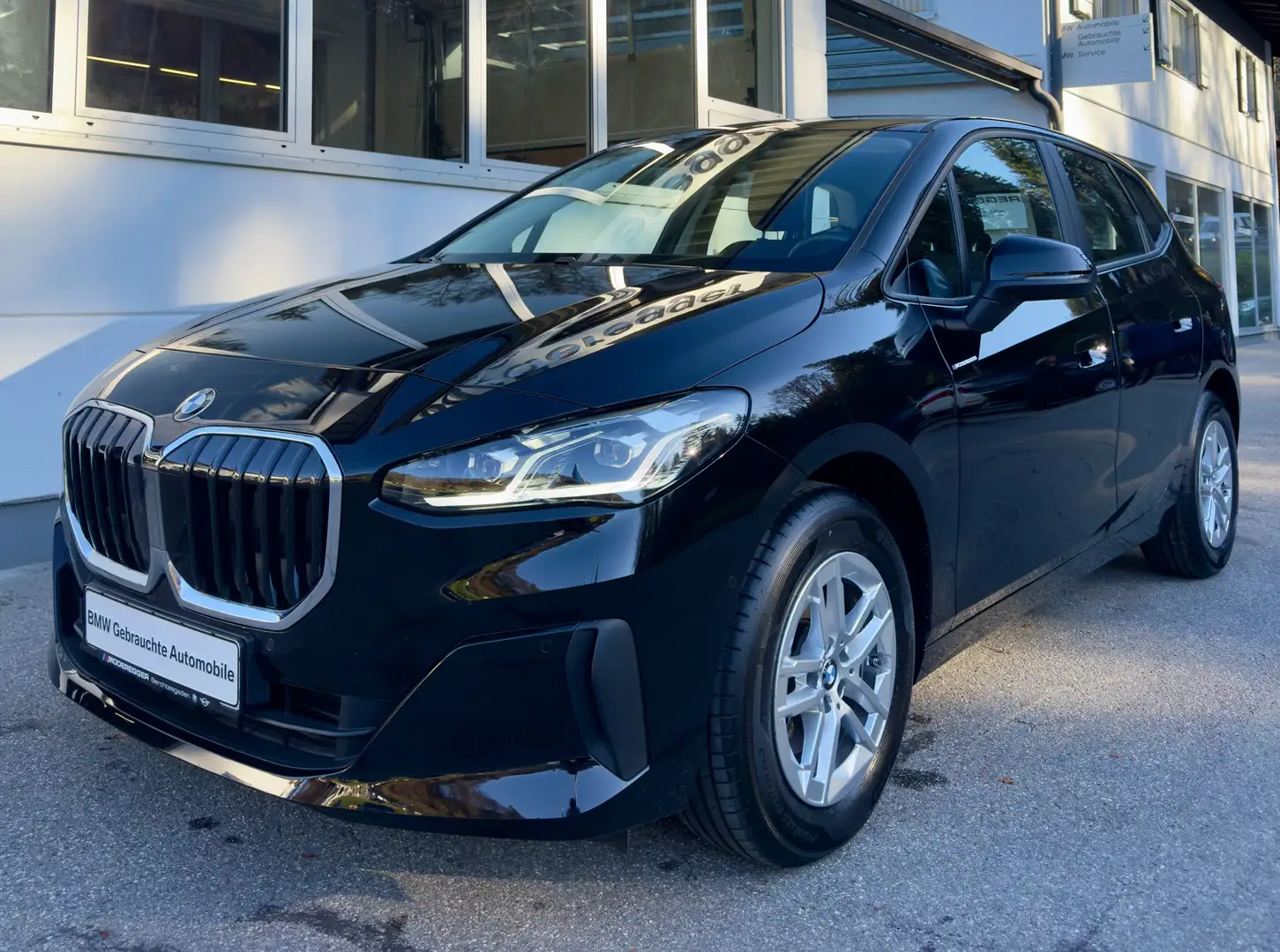 BMW 218 i Active Tourer Aut. adapt. LED|Komfortzugang Schwarz - 1