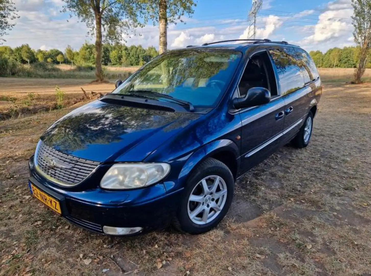Chrysler Grand Voyager Grand Voyager 3.3i V6 Limited AWD Blauw - 1