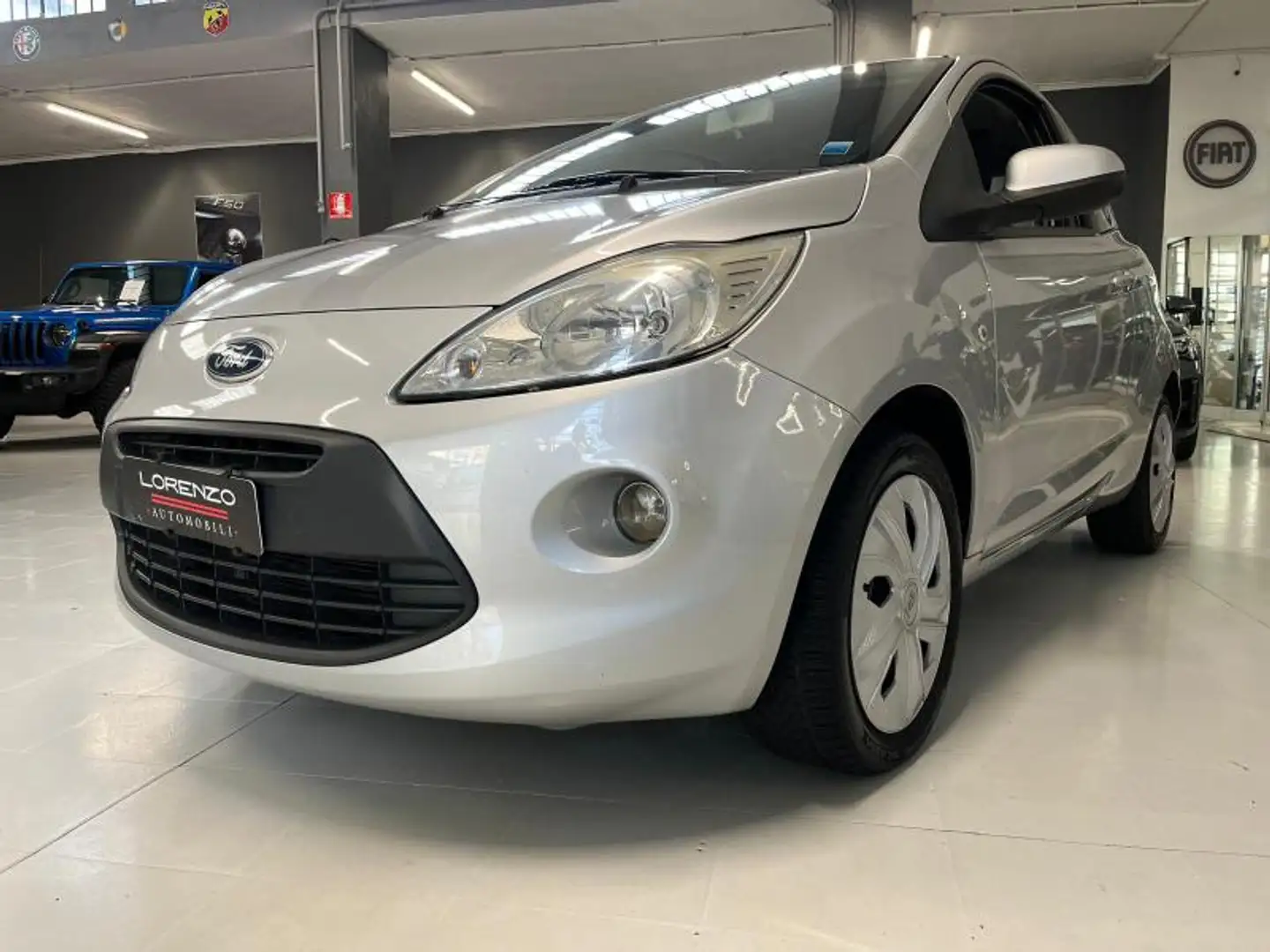 Ford Ka/Ka+ 1.2 Titanium 69cv Gris - 1