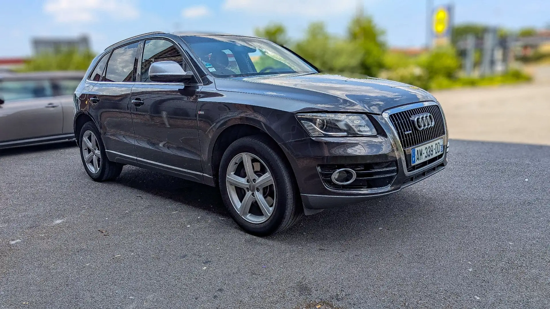 Audi Q5 V6 3.0 TDI 240 DPF Quattro S Line tronic 7 Bruin - 2