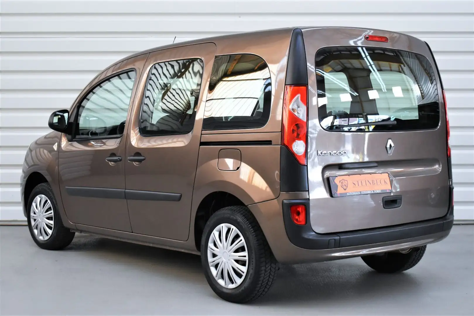 Renault Kangoo Expression+2.Hand+Klima+65.000KM+AHK Marrón - 2