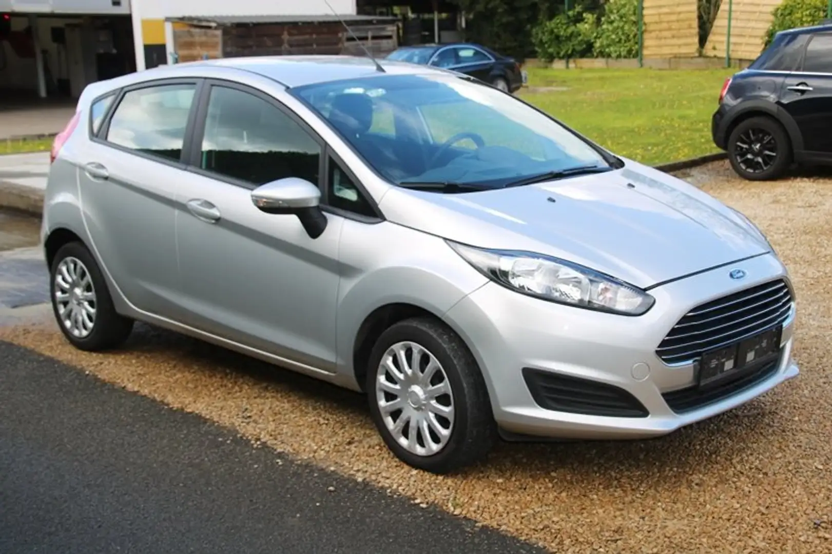 Ford Fiesta 1.0i Trend 25600 km met AIRCO en GARANTIE Argent - 2