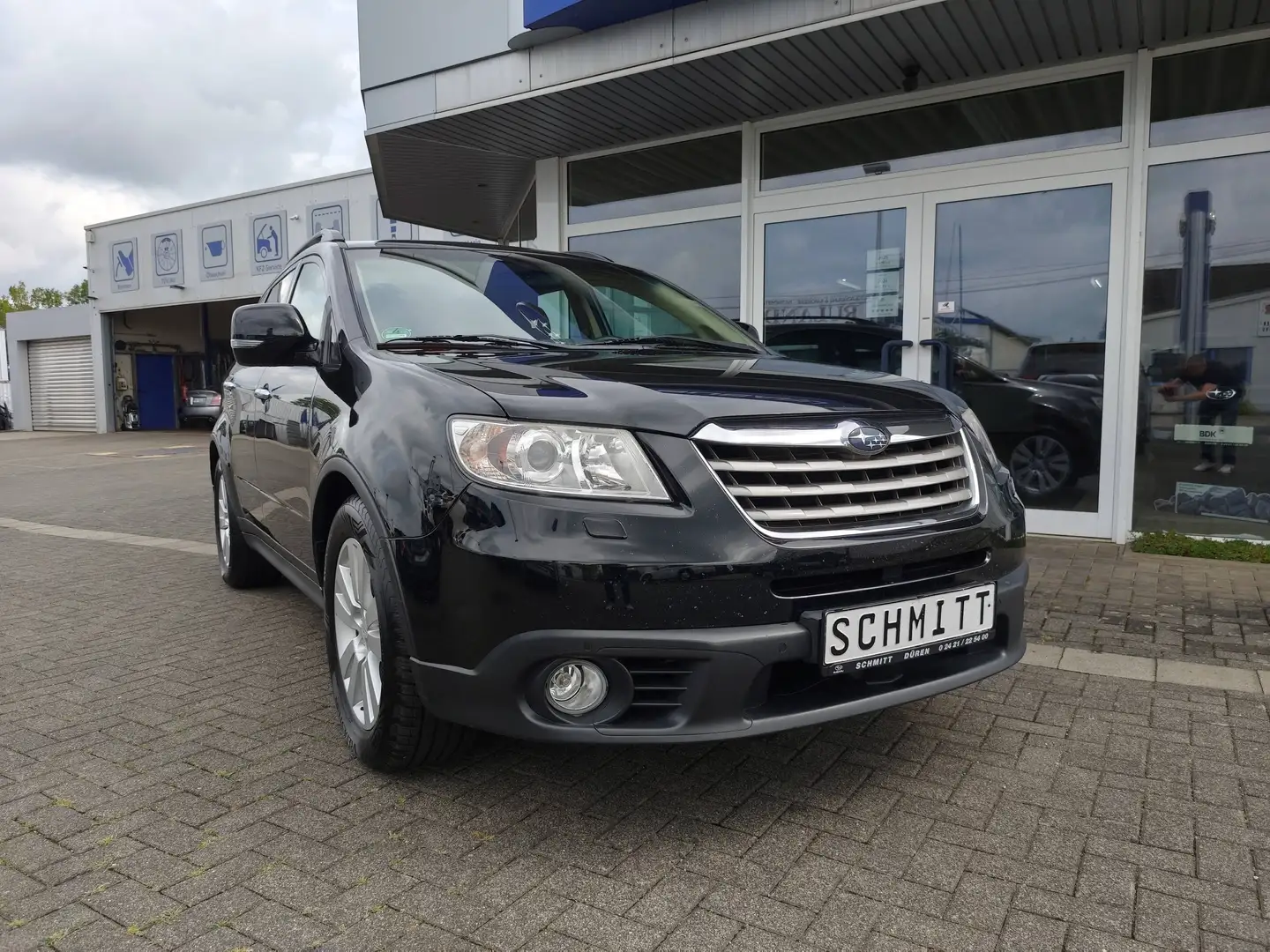 Subaru Tribeca EXCLUSIVE-AUTOMATIK-7-SITZER-ALLWETTERREI-WENIG KM Schwarz - 2