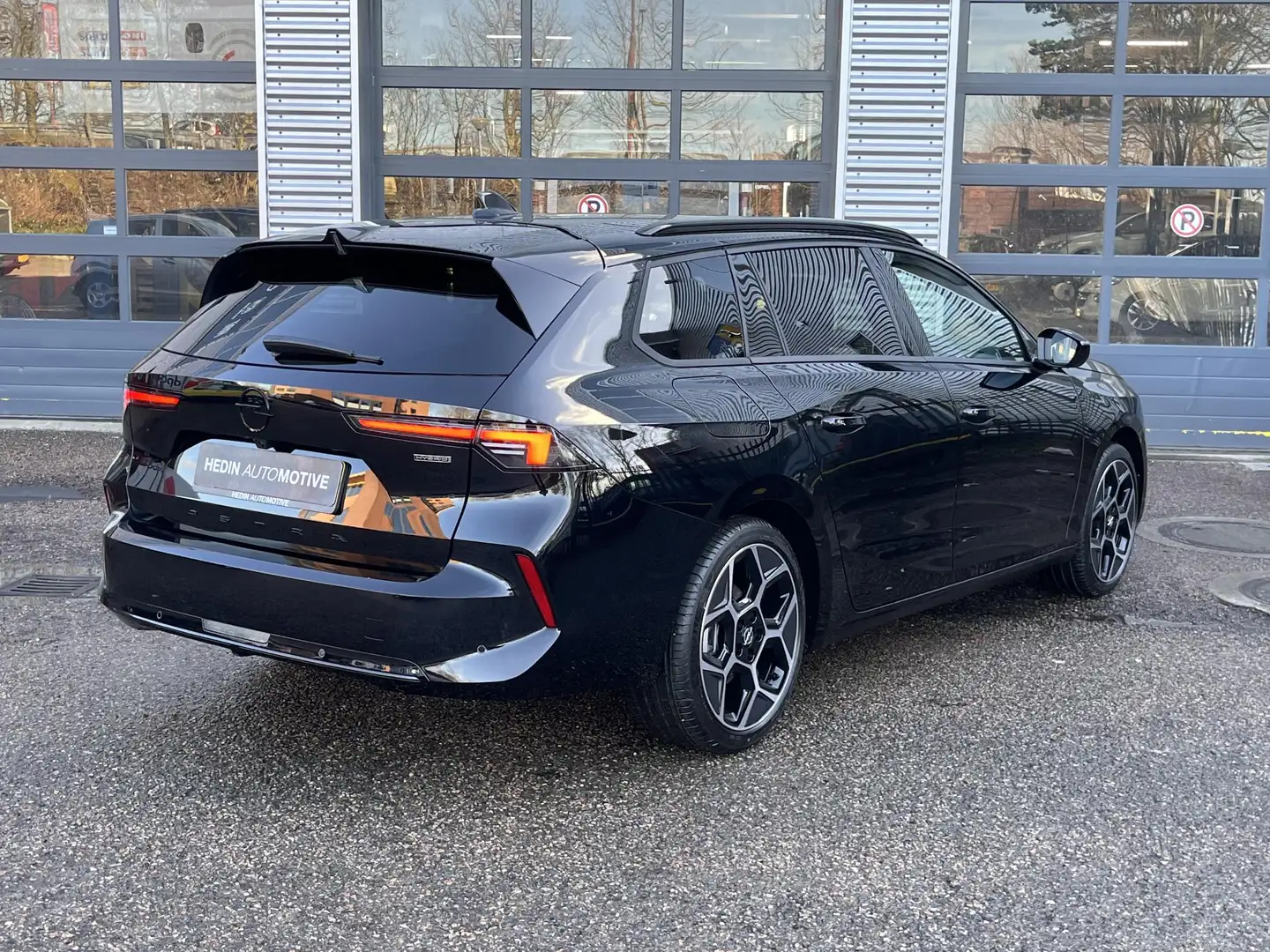 Opel Astra Sports Tourer 1.2T Hybrid Ultimate | Camera | Elek Zwart - 2