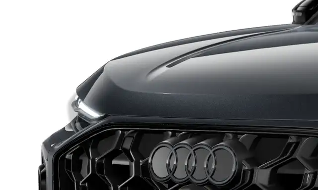Audi Q5 view 2