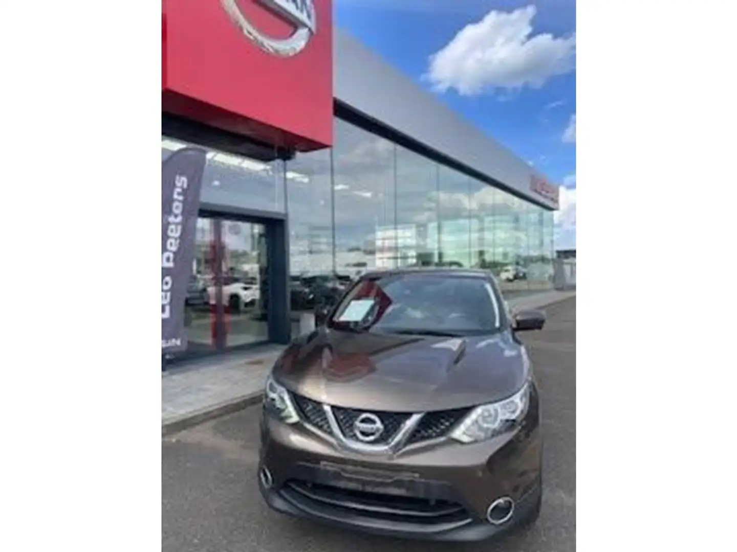 Nissan Qashqai N-Connecta 4 x 4 Marrone - 2