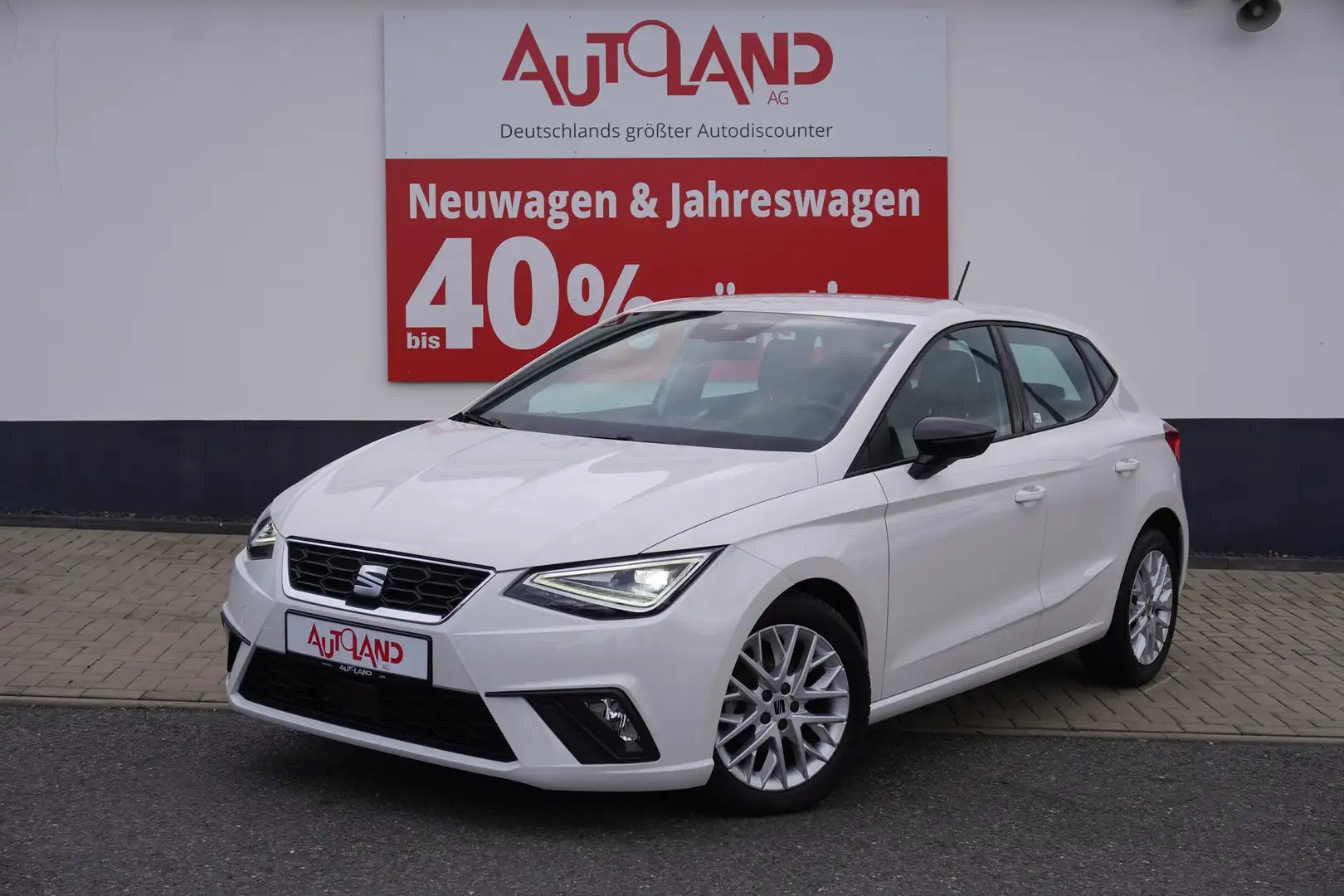 SEAT Ibiza 1.0 TSI FR LED Navi Sitzheizung FullLink Weiß - 2