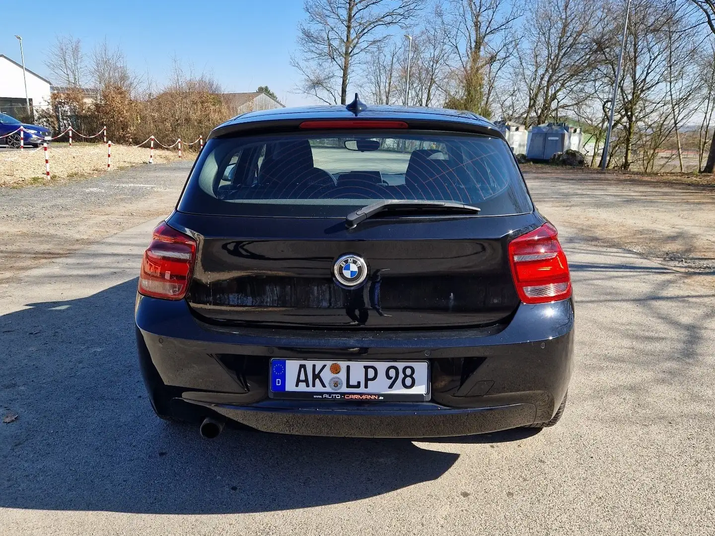 BMW 116 BMW 116i - Top gepflegt, Navi, Sitzheizung, PD Schwarz - 2