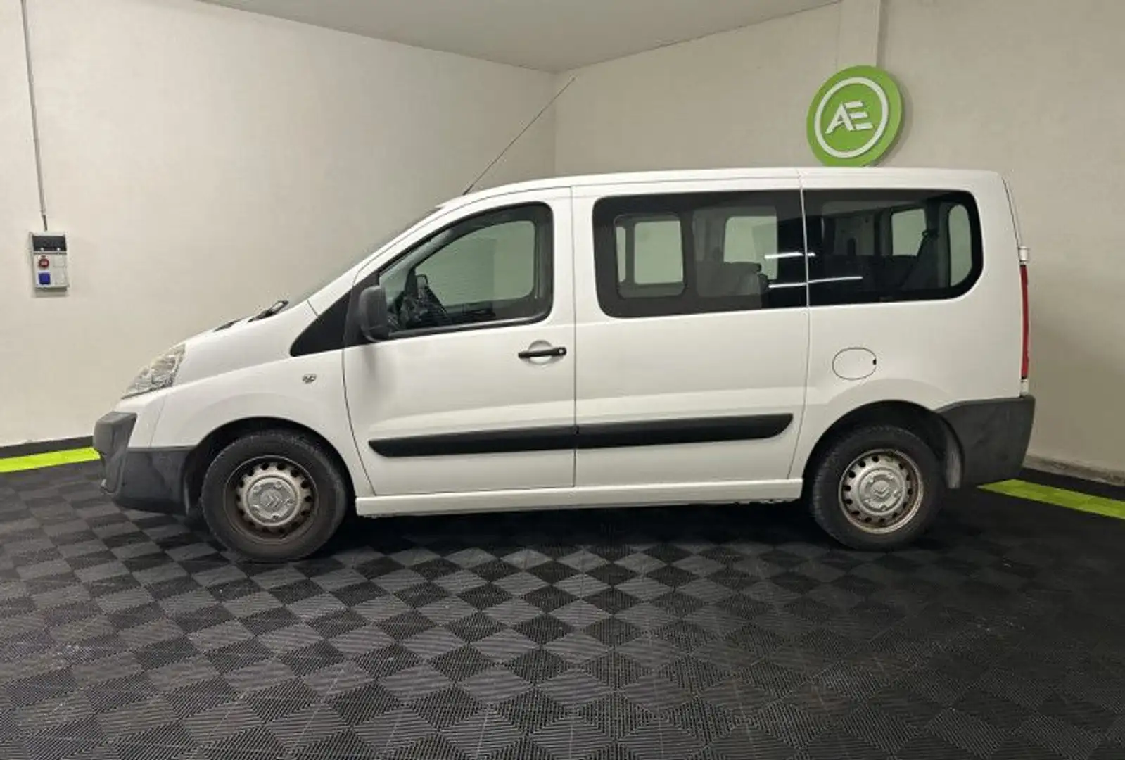 Citroen Jumpy 2.0 HDi Exclusive L2H1 8/9pl Blanc - 2
