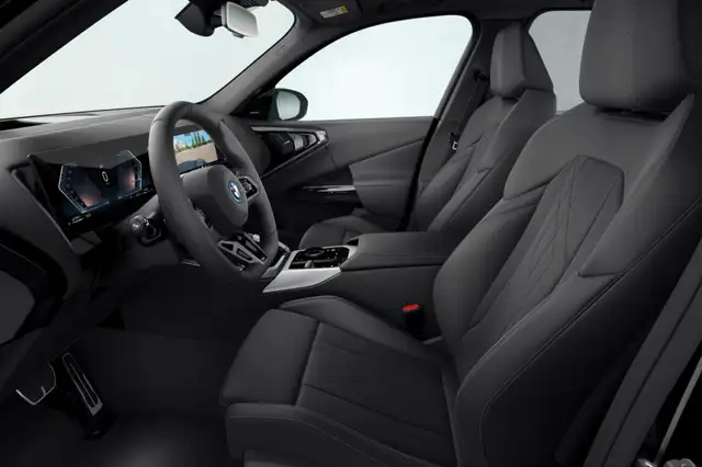 BMW X3 view 4