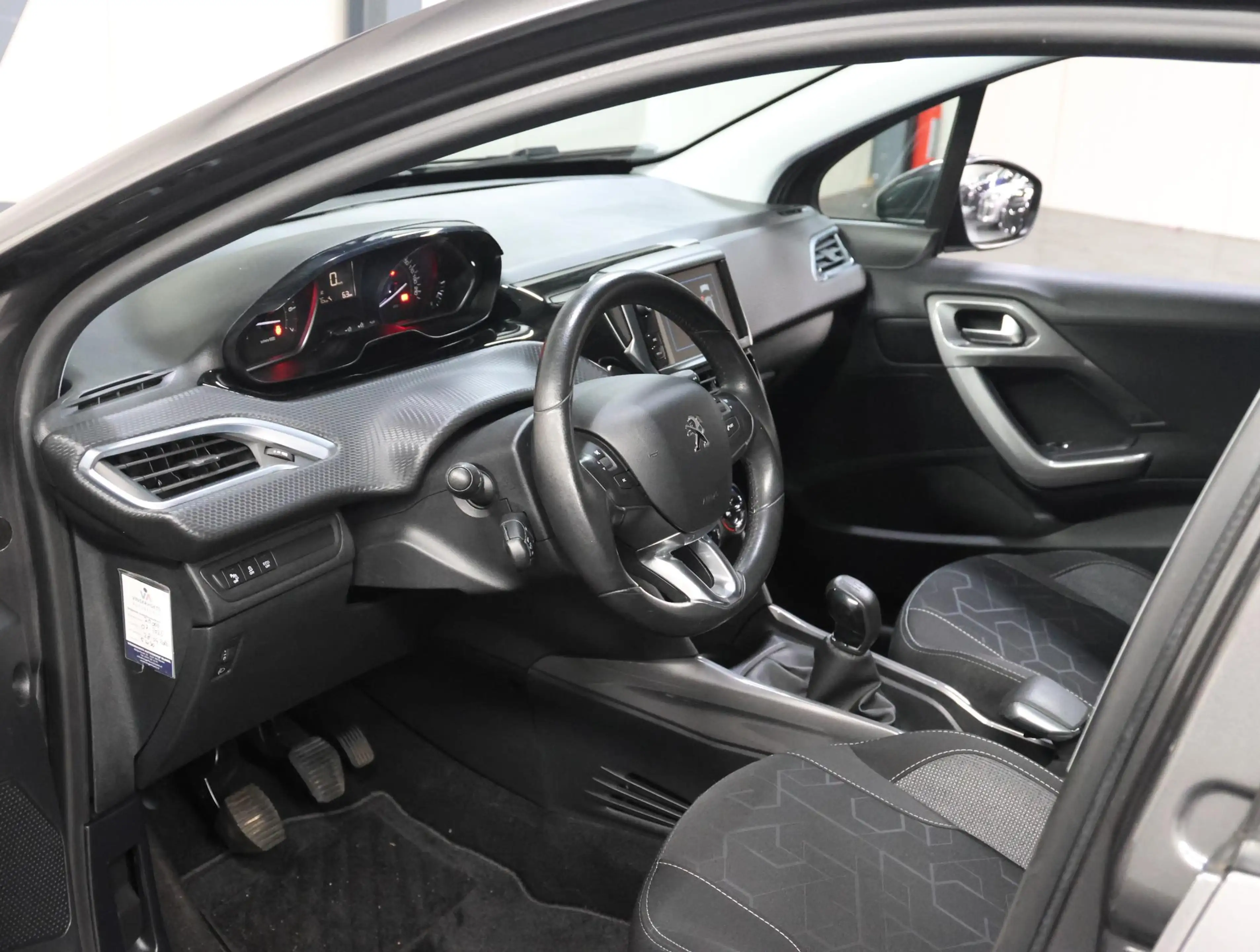 Peugeot 2008 SUV Blue Lion 110PK | 1ste Eigenaar | Lage kilomet — photo 12