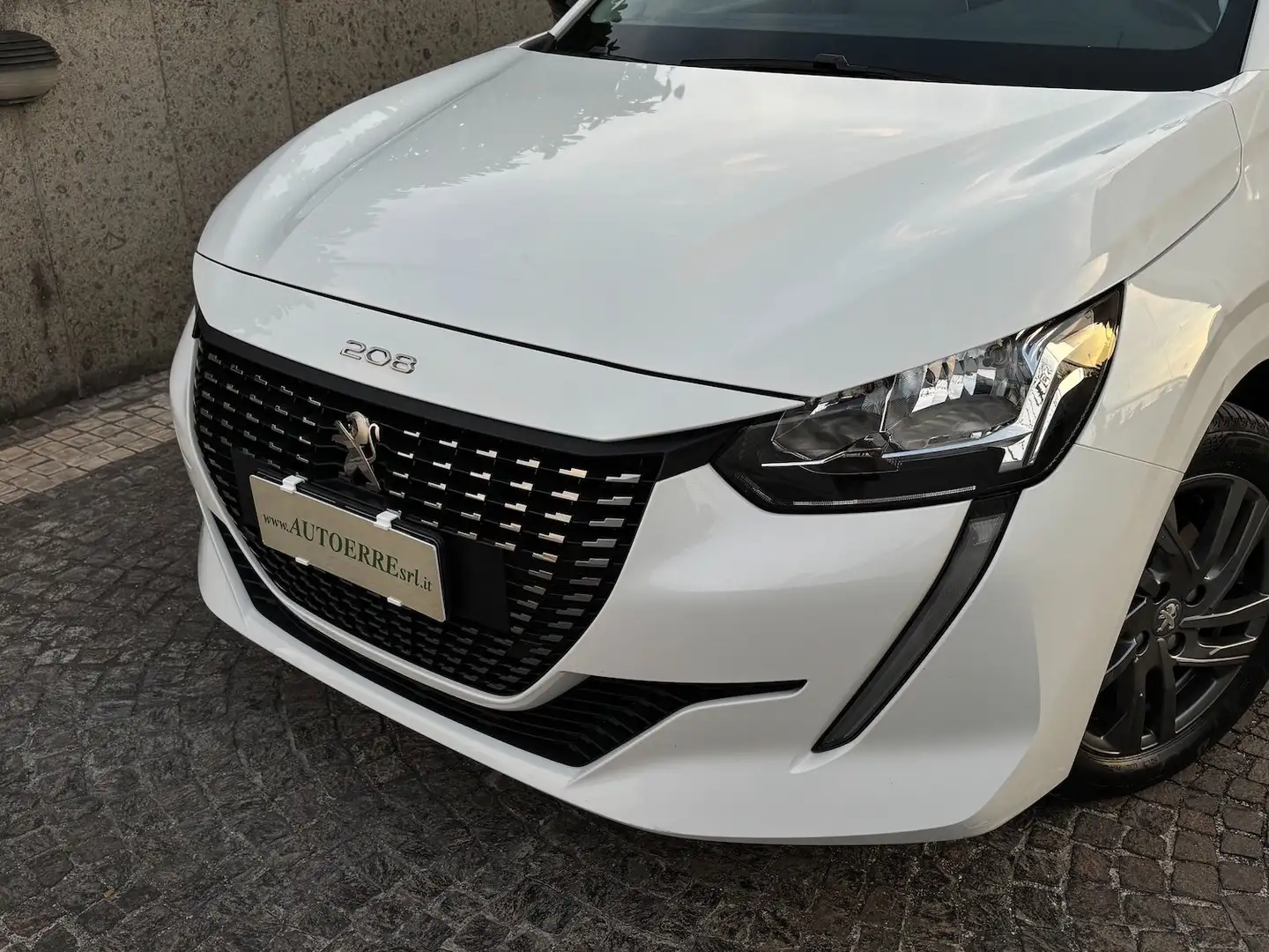 Peugeot 208 1.2 puretech Active Pack Bianco - 2