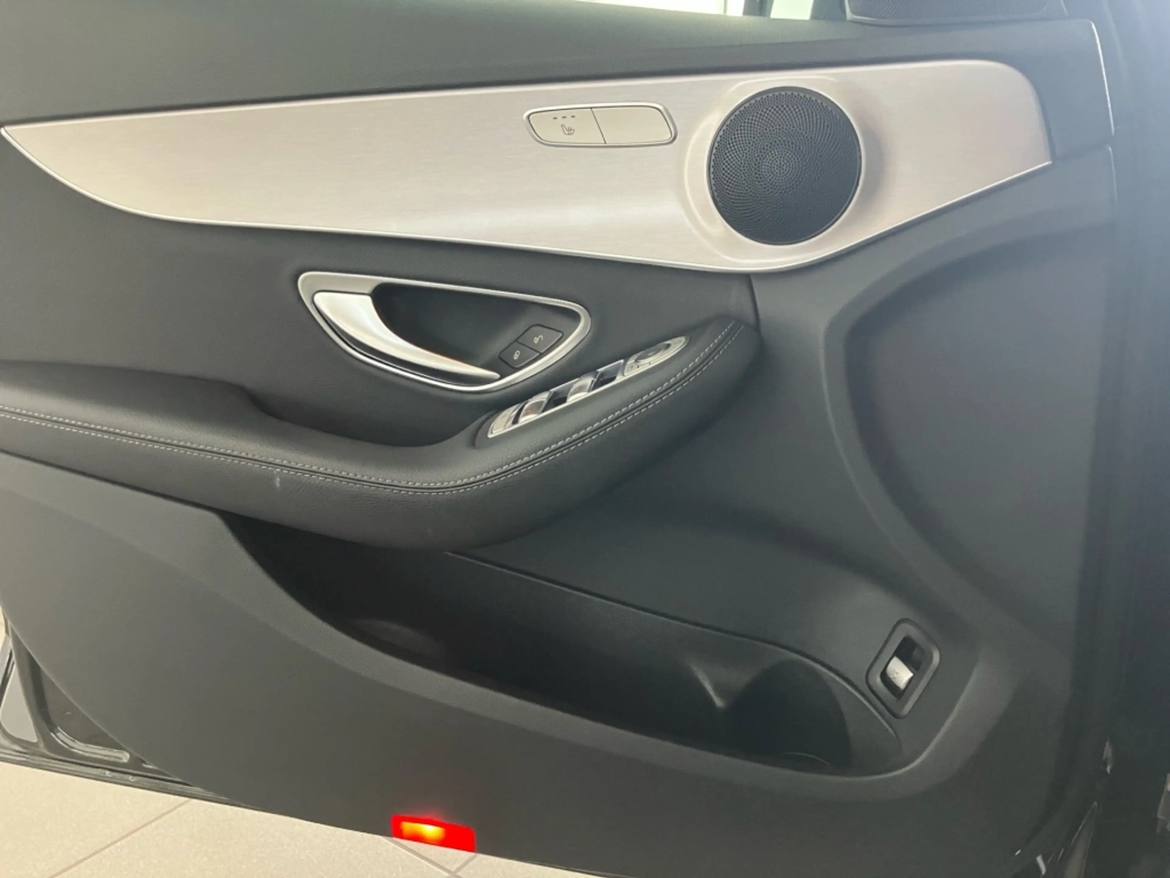 Mercedes-Benz C 180 AVANTGARDE+AHK+Navi+LED+Kam+PDC+Spiegel-P. — photo 15