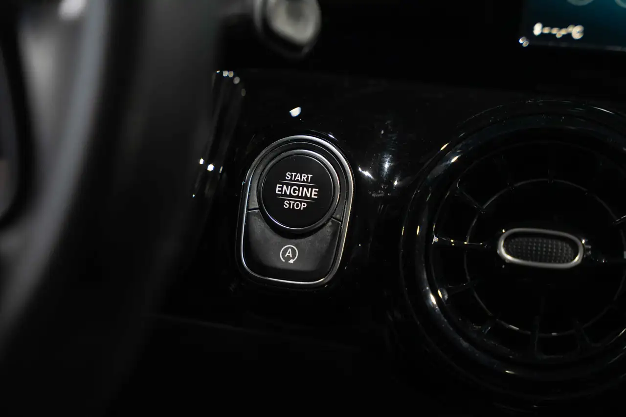 Mercedes-Benz GLA 180 d Business Solution Essential, миниатюра 30