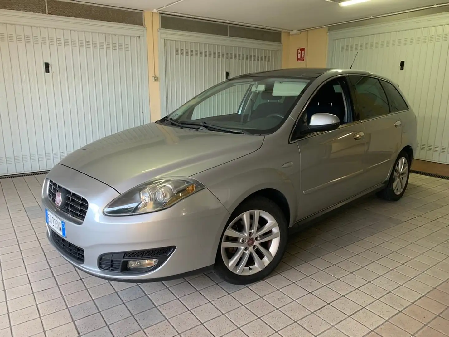 Fiat Croma Croma II 2007 1.9 mjt 16v Emotion 150cv Grigio - 1
