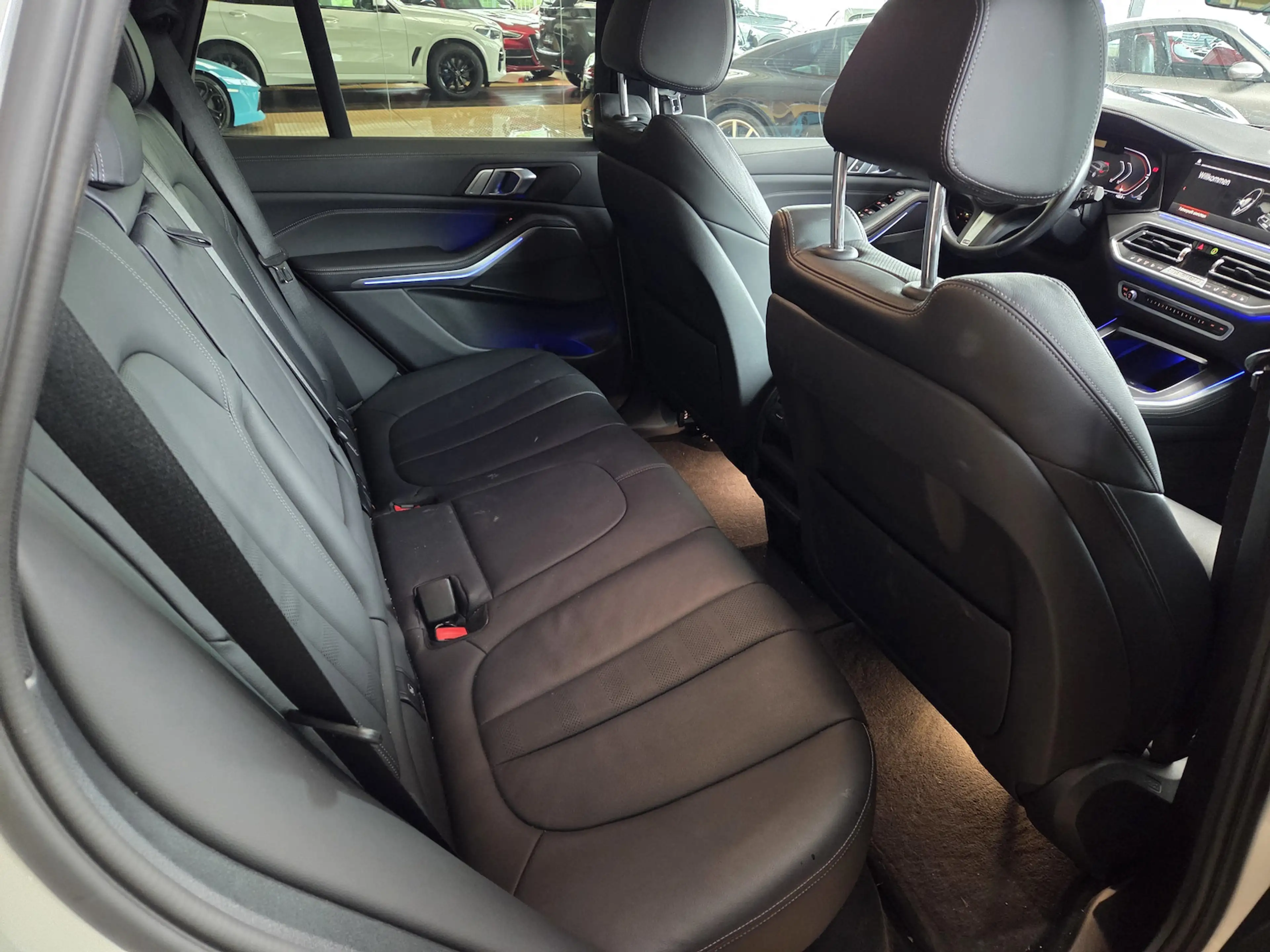 BMW X5 xDrive 30d M Sport HuD AHK — photo 14