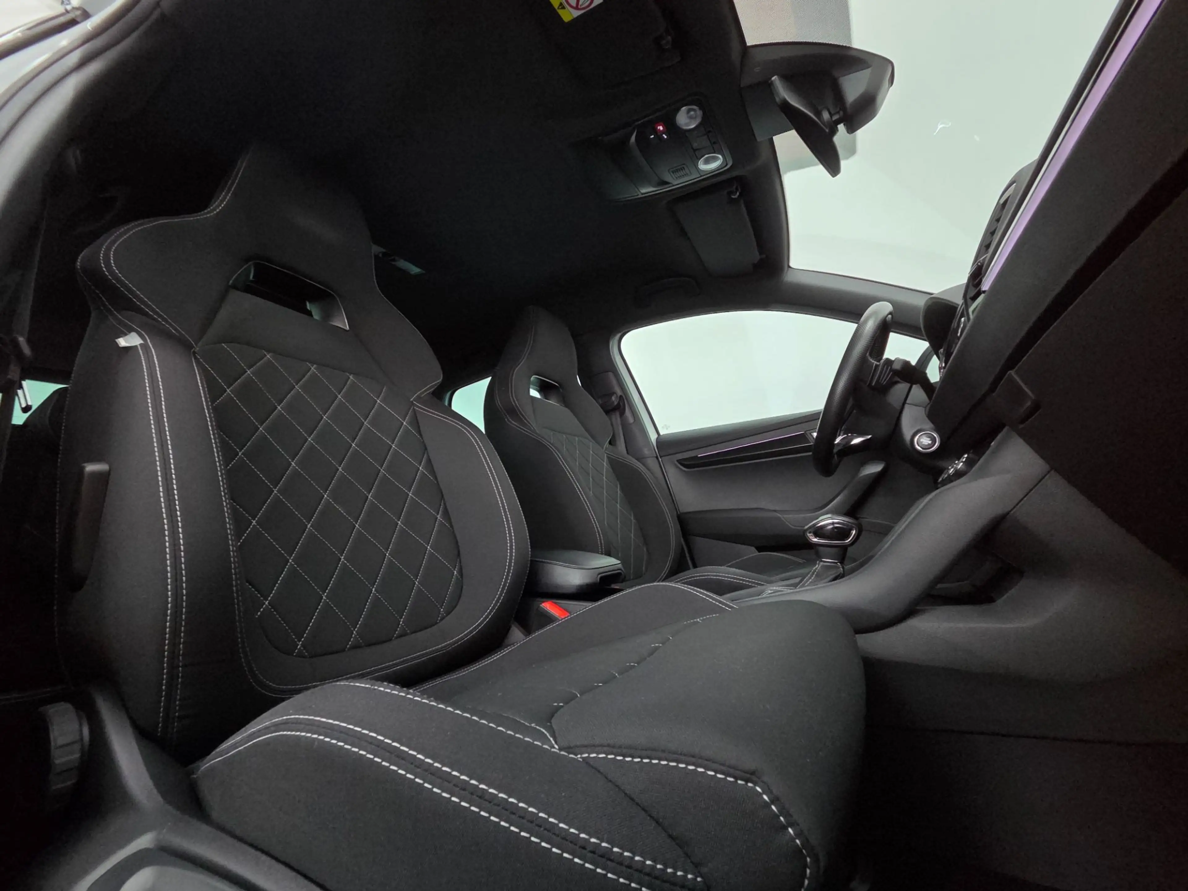 Skoda Karoq 2.0 TSI Sportline 4x4 DSG — photo 14