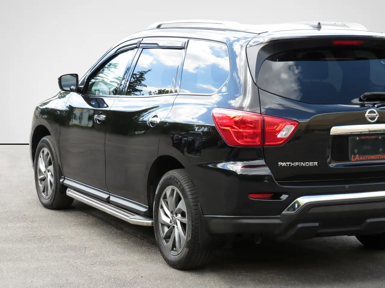 Nissan Pathfinder fotografie Nissan Pathfinder