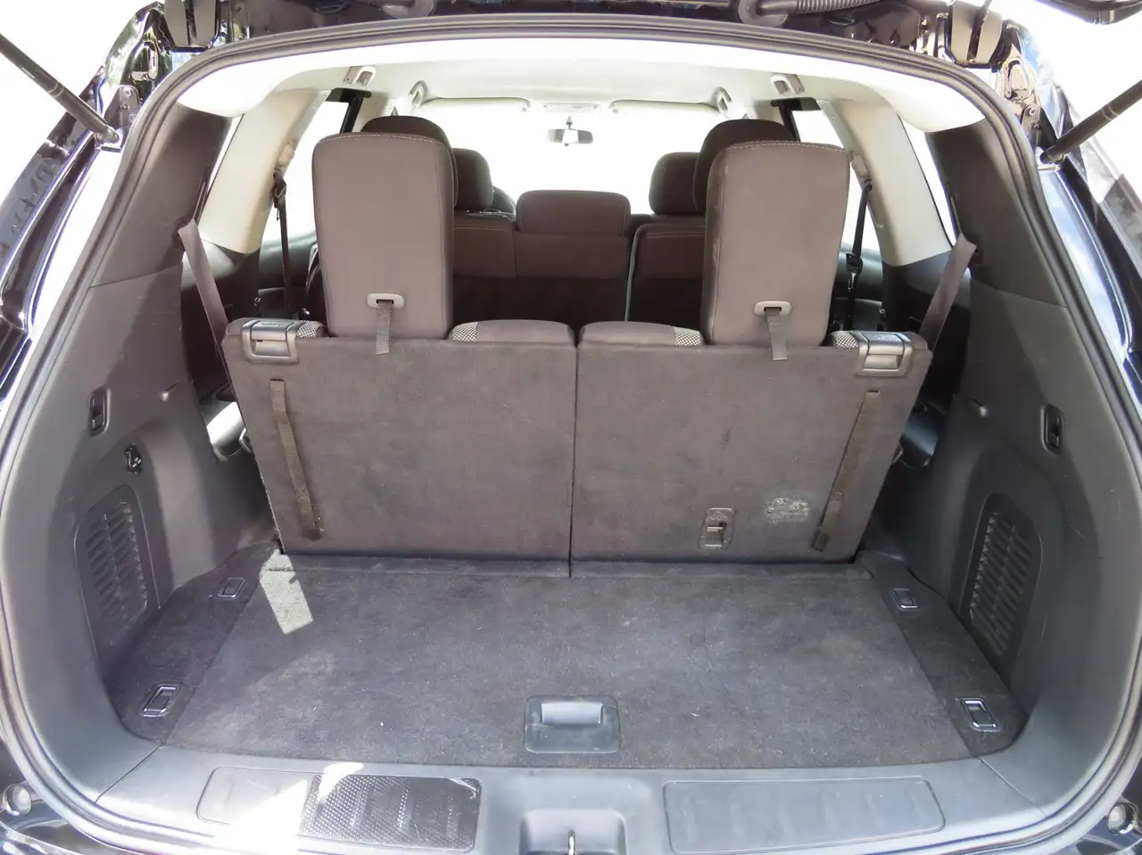 Nissan Pathfinder fotografie Nissan Pathfinder