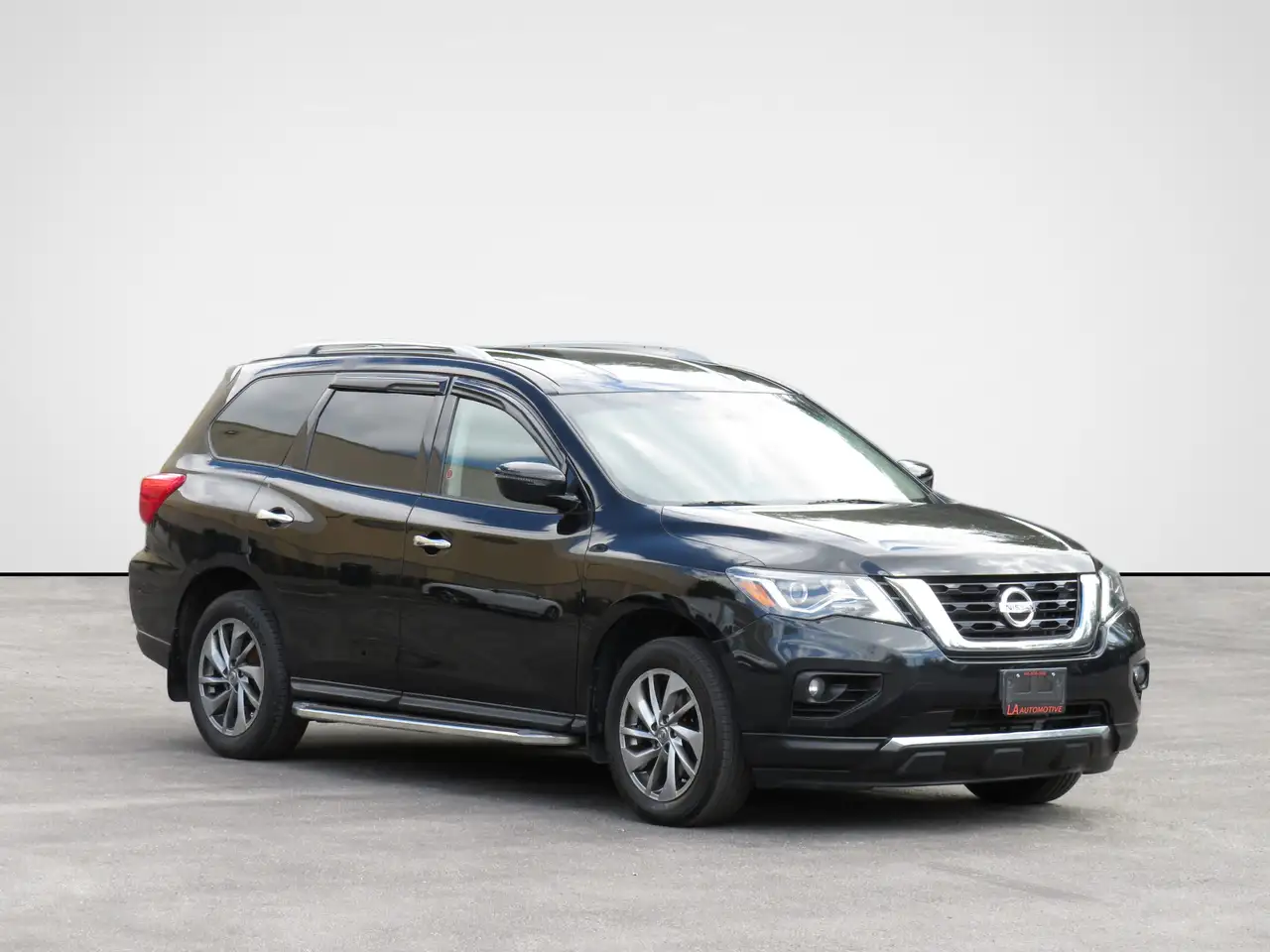 Nissan Pathfinder fotografie Nissan Pathfinder