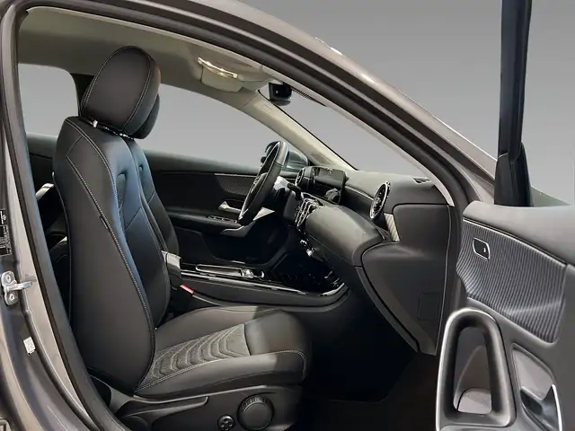 Mercedes-Benz A-Class view 12