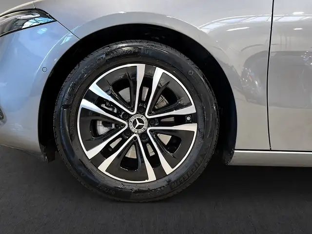 Mercedes-Benz A-Class view 4