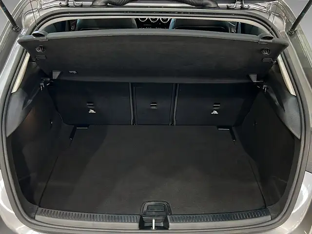 Mercedes-Benz A-Class view 8