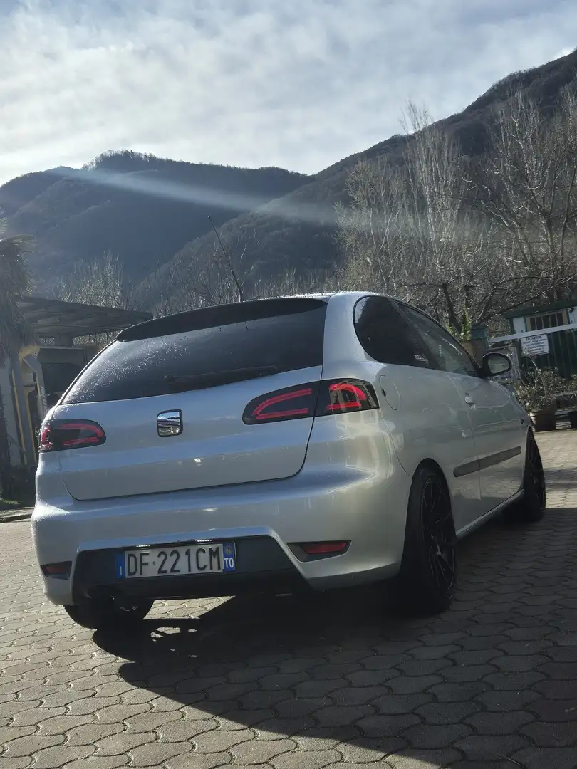 SEAT Ibiza 3p 1.9 tdi FR c/esp,radio 130cv - 2