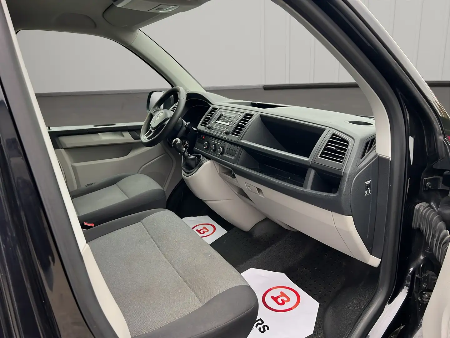 Volkswagen T6 Transporter T6 Lang | Cruisecontrol | Parkassist | 16.525+BTW Zwart - 2
